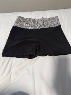 🥳 5 for $25 BUNDLE Victoria's Secret Black Shorts with Gray Leopard Waistband